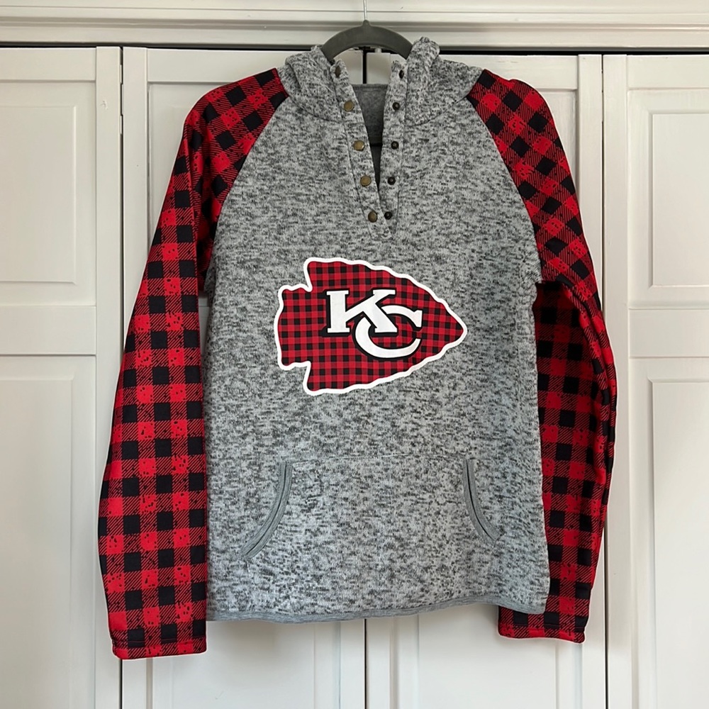 Women’s Medium KC Chiefs Hooded Sweatshirt